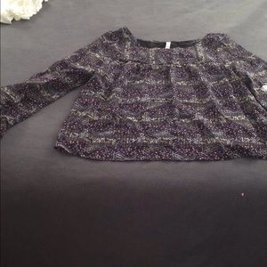 ❤️4 for $20❤️💰💰Blouse with Black Lace Detail